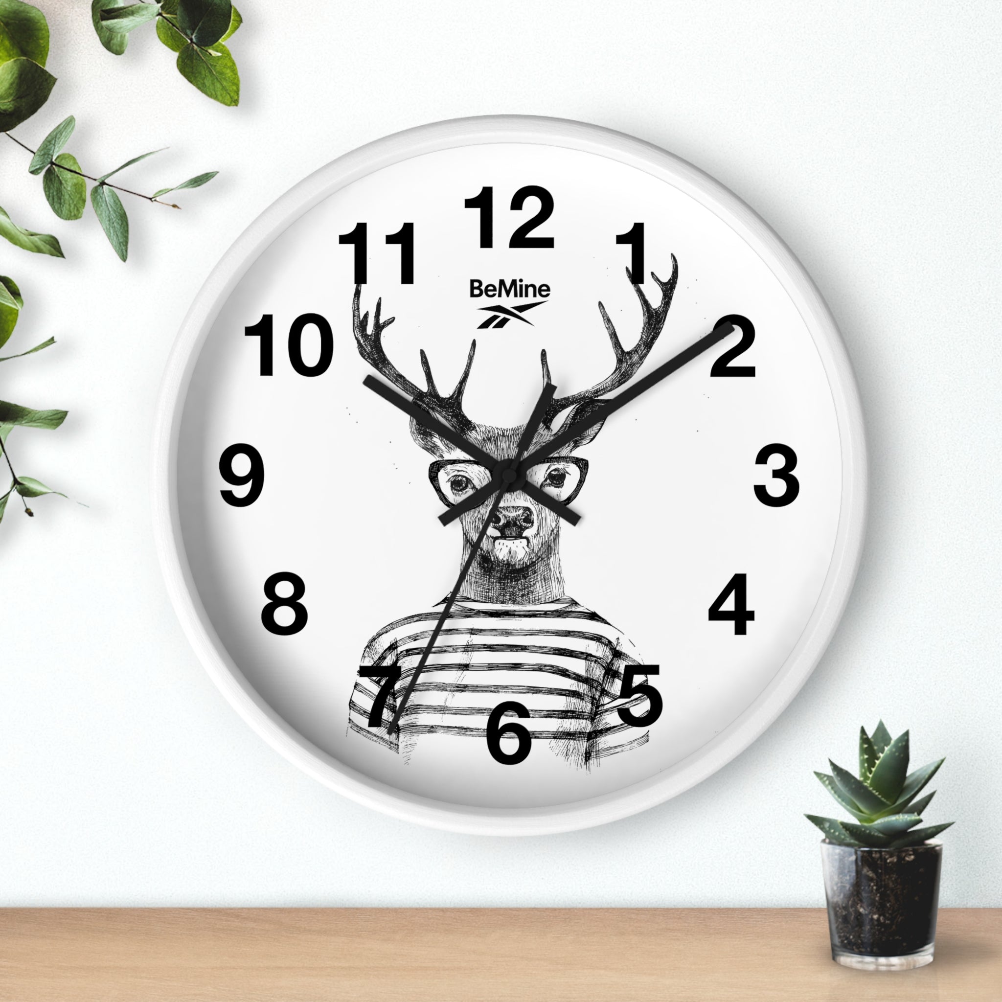 Horloge murale (gratuit a l'achat de plus de 100$)